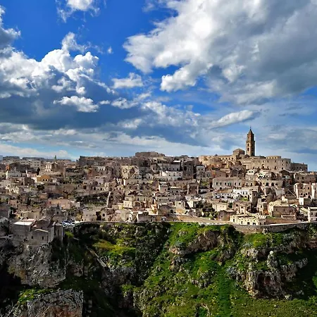 Casa Vacanze La Terra Dei Briganti Matera Exterior foto